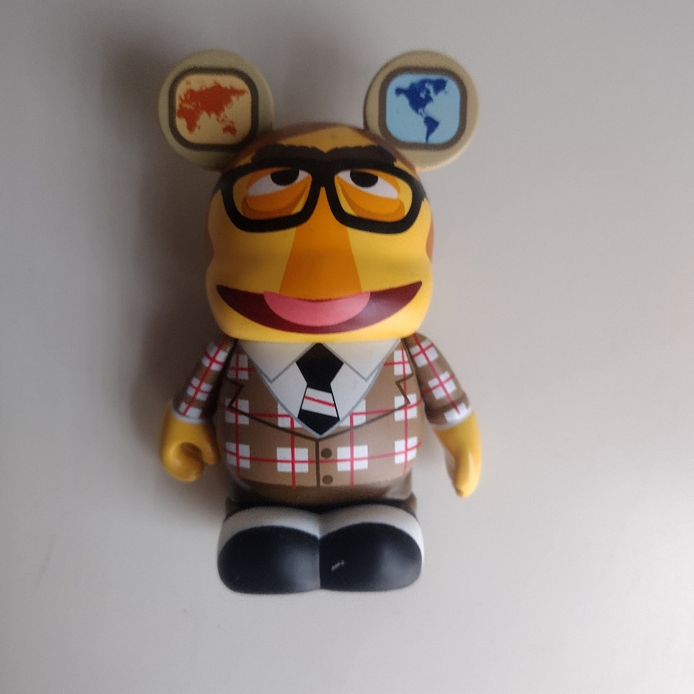 Disney Muppets Report Anchor | Vinylmation